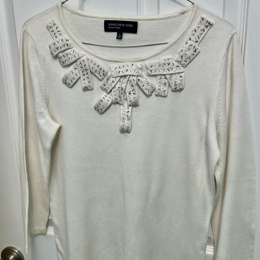 Jones New York Women's white Top with Embellished Neckline